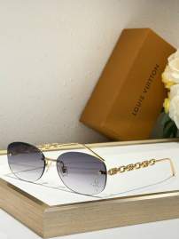 Picture of Louis Vuitton Sunglasses _SKUfw76146094fw